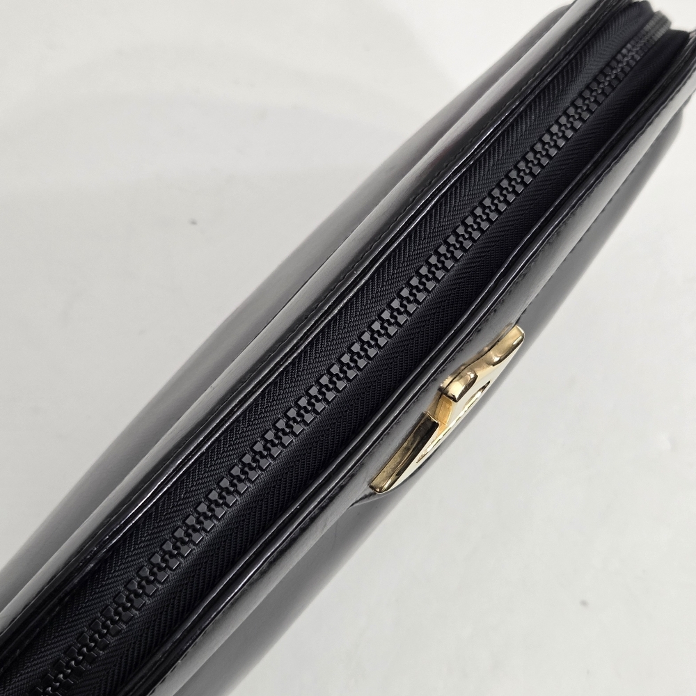 RARE AUTHENTIC VINTAGE GUCCI GLOSSY LEATHER CLUTCH BAG - Picture 4 of 15